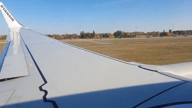 Ryanair Boeing 737-800 SP-RSI, Boryspil International Airport (KBP) landing / посадка Борисполь смотреть онлайн
