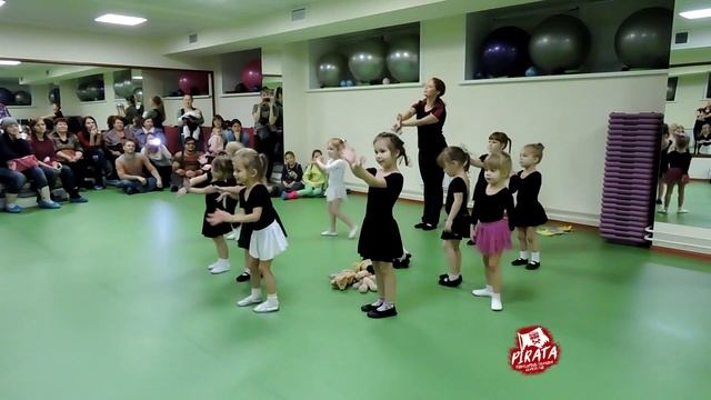 Открытые уроки 03-05.11.2015 г. Танцевальная школа Pirata смотреть онлайн