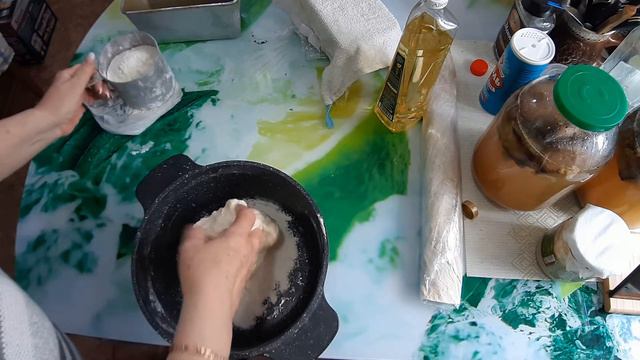 VLOG:Как я провела ПАСХУ. Испекла бабуся ни два весёлых гуся, а хлеб: один серый, другой белый. смотреть онлайн