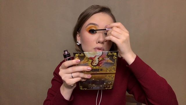 Обзор палетки Venus II от Lime Crime + два ярких макияжа глаз в тёплой и холодной цветовой гамме смотреть онлайн