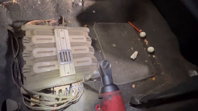 Abandoned Evo 8 restoration Ep.2 смотреть онлайн