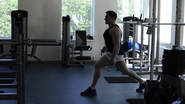 Выпады назад смотреть онлайн