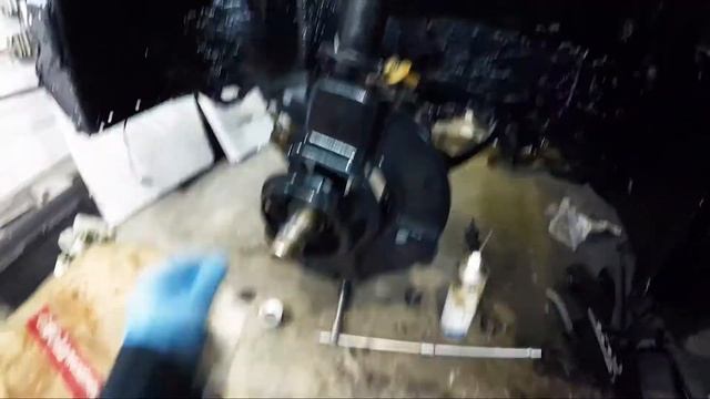 Установка передних стоек, подготовка к установке ступицы BMW e34 540 Антикор стоек Dinitrol воском смотреть онлайн