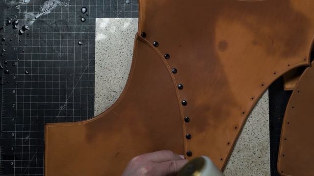 How To Make A Leather Breastplate - Warrior Armor by Prince Armory смотреть онлайн
