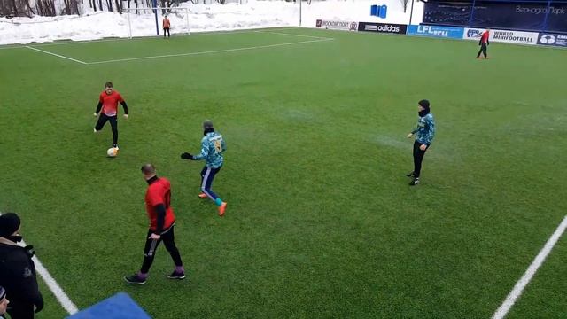 18.02.2017 ЛФЛ ЮЗАО Зимний Кубок 2017 Росвоенипотека - СОЮЗ 2:1 (0:1) смотреть онлайн