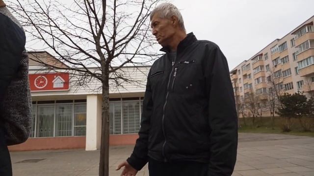 Где у вас стригут налысо? смотреть онлайн