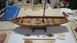 Сборка парусника Halcon 1840. Часть 7. Инструменты, бушприт, мачты, гики и гафели, стеньги, ванты