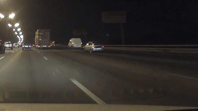 На МКАДе шашки без колеса более 100 км. в час.