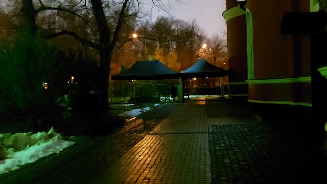 У Отца Дмитрия Смирнова на могиле смотреть онлайн