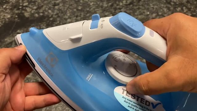 ??ELECTROLUX EASY LINE EDB1730 Steam Iron