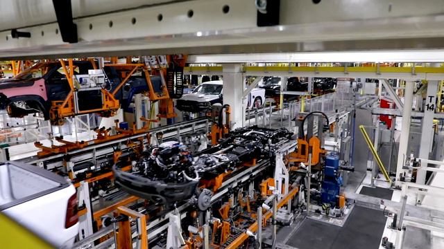 Watch the 2021 Ram TRX Being Built at Sterling Heights Assembly - See the FIRST TRX Off the Line! смотреть онлайн