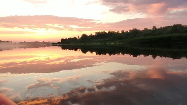 Идущий к рассвету р. Кия. Лодка Риф 335 нднд и мотор хайди 9.8. смотреть онлайн