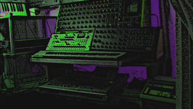 Vanille69 - Special Elo - Korg radias vocoder, Roland Sh101, Tr606, Dr-550, guitar, bass, vocal смотреть онлайн