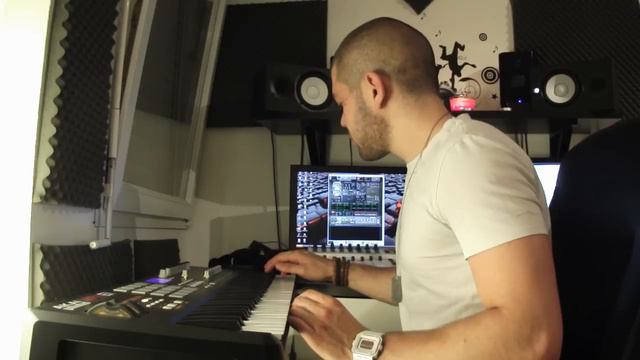 Making a Beat with Adele's "Hometown Glory" piano sample by Steady Beatzzz (episode 11) смотреть онлайн