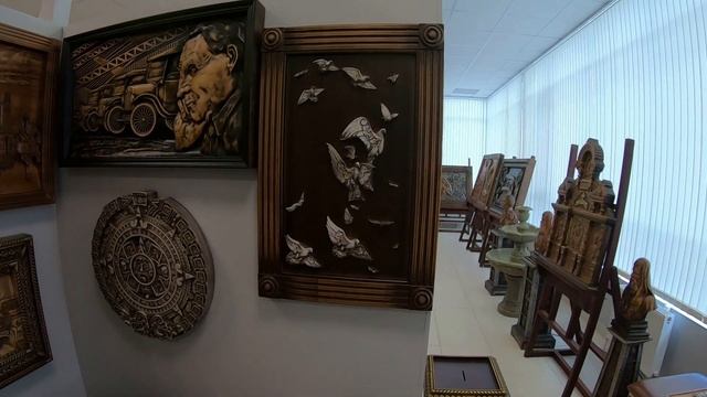 Купили ДОМ в ДЕРЕВНЕ часть 10. 3D станок чпу для резьбы по дереву, резные картины смотреть онлайн