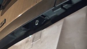 #ладаларгус #заменалампы Замена лампы освещения номера Лада ларгус