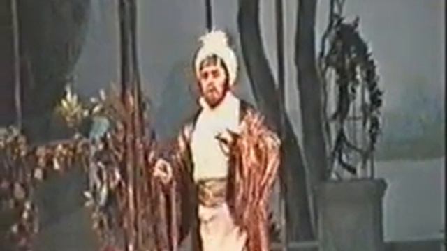 П.И.Чаиковский - оп.Иоланта монолог Ибн-Хакия смотреть онлайн