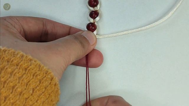 Simple Macrame Bracelet with Beads | Macrame Bracelet Tutorial смотреть онлайн