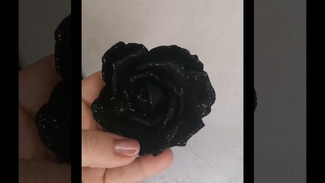 кожаная чёрная роза с блеском смотреть онлайн