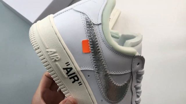 Off White x Nike Air Force 1 Low ComplexCon White Metallic Silver смотреть онлайн