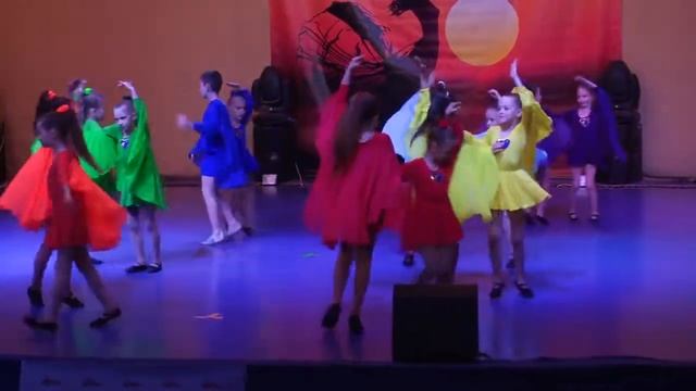 Фестиваль "Південний вітер" , танец "Радуга". OLYMPIA dance & fitness studio смотреть онлайн