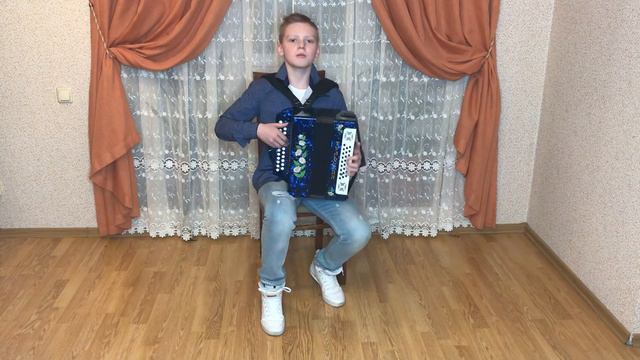 Михаил Размыслович /гармонь/ - Сарабанда (Д. Букстехуде) смотреть онлайн