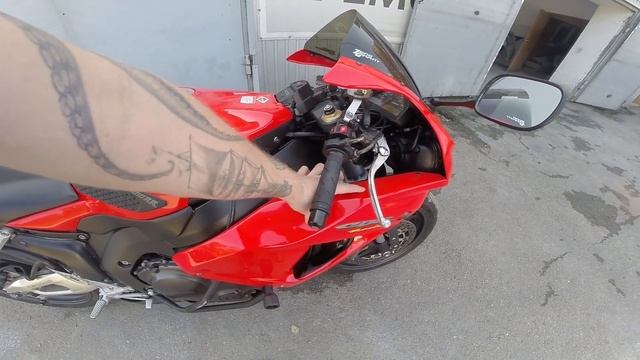 Продаю Honda CBR 1000RR 2007 смотреть онлайн