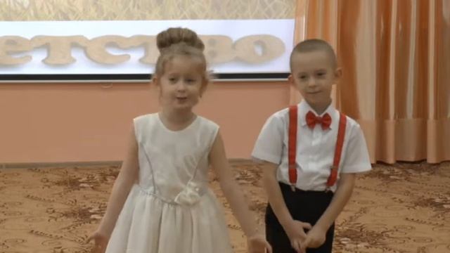 Стихотворение ко Дню матери. Детский сад "Радуга" комбинированного вида, г. Рузаевка смотреть онлайн