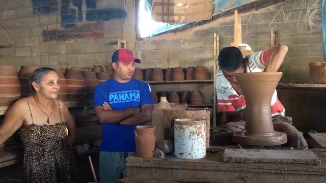 Carlos w/Pottery maker смотреть онлайн