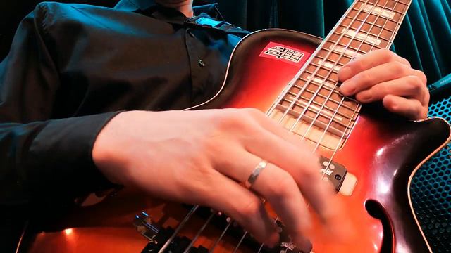 "I Just Can't Stop Lovin U" bass solo смотреть онлайн