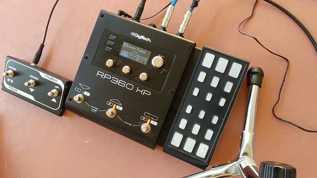 Digitech rp 360xp; bass patch; fs3x switch sold desperately смотреть онлайн