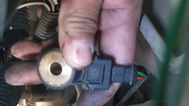 como  CAMBIAR   SENSOR  DE  DETONACIÓN EN UN PEUGEOT 206. CÓDIGO P325 .