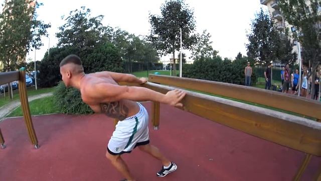 Seva&Giorgio( live) класс на брусьях! смотреть онлайн