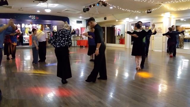 August 17, 2017 Stefano Di Brino and Bianka Zubrowska Tango Class смотреть онлайн