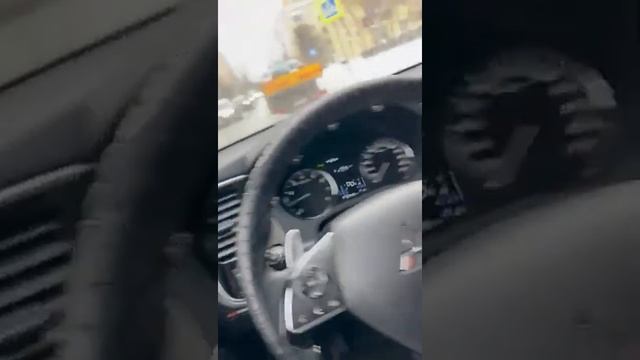 Чехол Оплетка руля на кнопках. Mitsubishi Outlander. Производство п.о. "Умелый Русский" смотреть онлайн
