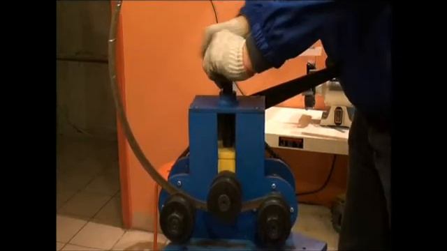 Универсальный трубогиб для гибки профильной и круглой трубы смотреть онлайн