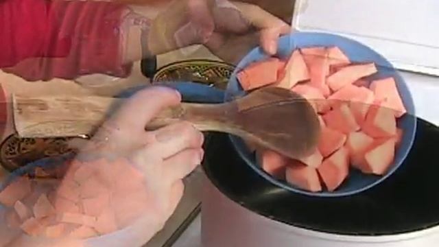Moroccan Salad of Sweet Potatoes and Raisins - Thanksgiving Recipe - CookingWithAlia - Episode 36 смотреть онлайн