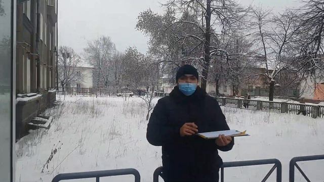 сотрудница Укргазбанка отказалась обслуживать из-за Маски — вызвал наряд ПОЛИЦИИ. пришел УЧАСТКОВЫЙ смотреть онлайн