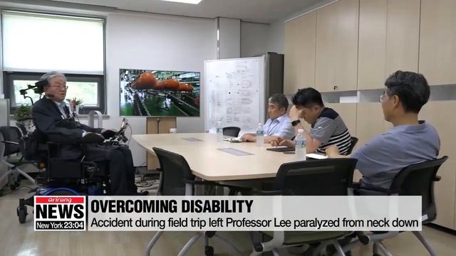 S. Korean professor shares his passion for science despite disability смотреть онлайн