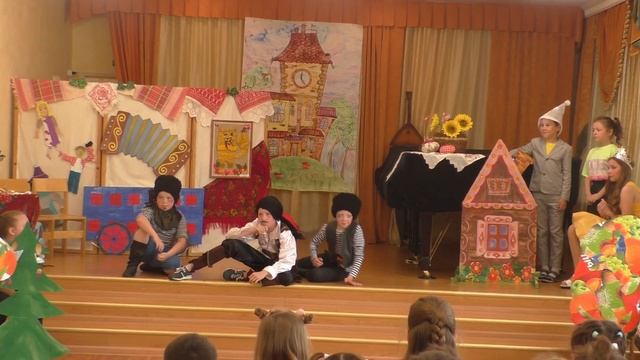 Музыкальный спектакль "Книга сказок" смотреть онлайн