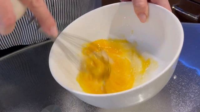 Банановый пирог в духовке. Рецепт от Натали на канале Ospennata смотреть онлайн