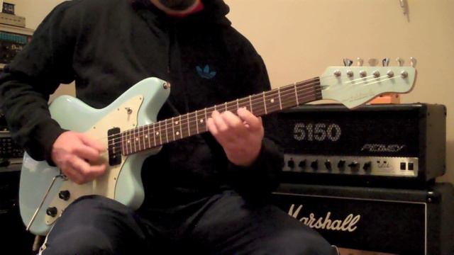 Boss Pedal Review 4: OC-2 Octaver смотреть онлайн