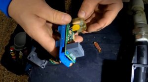 ремонт водянова насоса. водяной насос не отключается. на водяном насосе скачет давление.