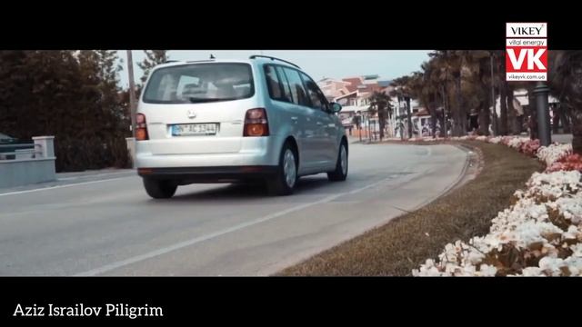 А как пахнут розы? Стихи о жизни. Автор слов и чтец Азиз Исраилов Пилигрим поэт Кыргызстана. смотреть онлайн