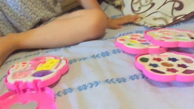 Косметика для девочек. Набор детской косметики. Open Makeup Children Set