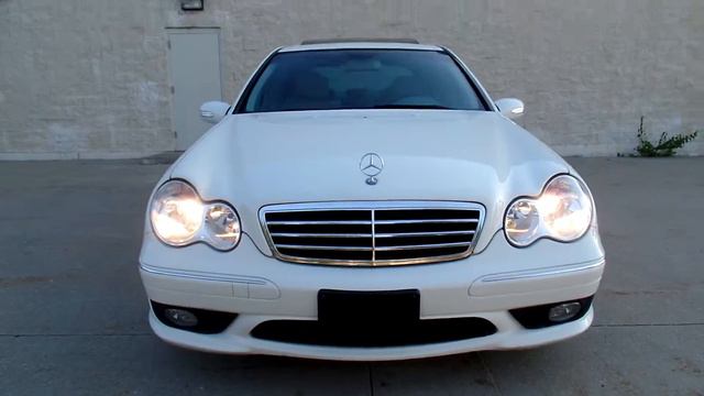 2007 Mercedes-Benz C-Class 2.5L Sport смотреть онлайн