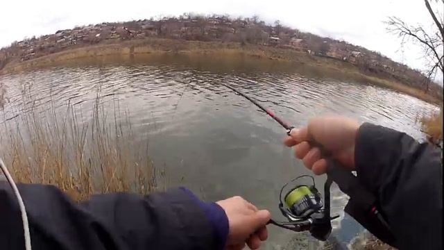 Спиннинговая рыбалка на реке Ингулец . смотреть онлайн