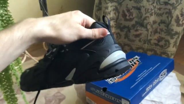 Обзор на мои НОВЫЕ КРОССОВКИ от компании SKECHERS (НОВИНКА 2022 ГОД) (ШОК!) смотреть онлайн