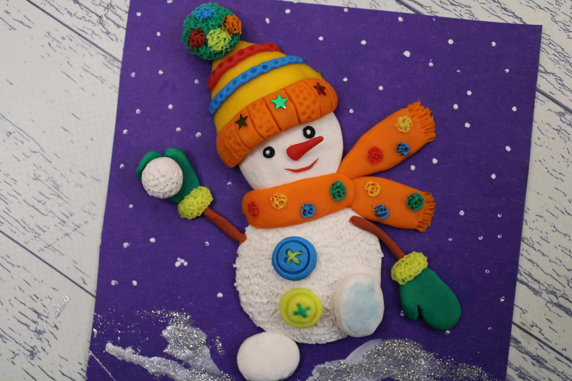 Аппликация из пластилина " СНЕГОВИК " смотреть онлайн