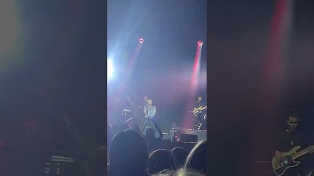 Твои губы как мед | Сердце плачет и болит смотреть онлайн